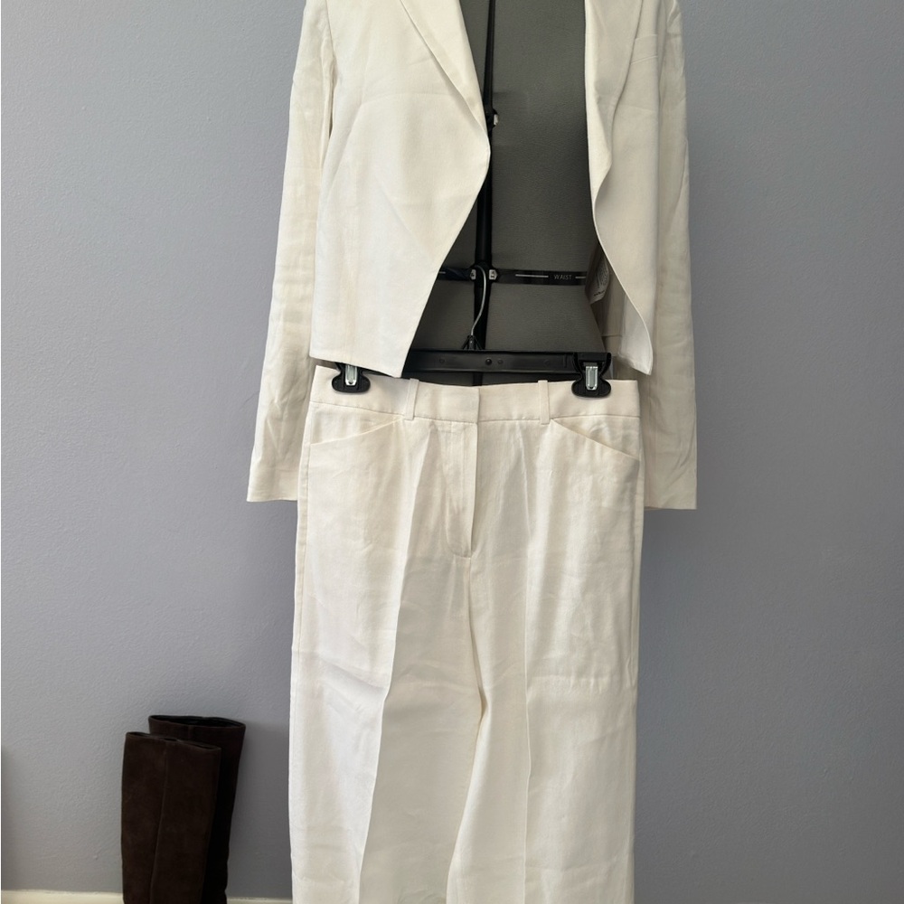 RESERVED THEORY Elegant Cream blazer